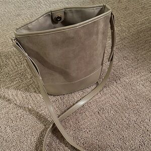 Elegant beige Suede Bucket Bag